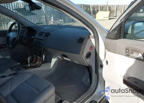 2007 Volvo S40 2.4I z USA, uszkodzony, nr VIN YV1MS390372250938